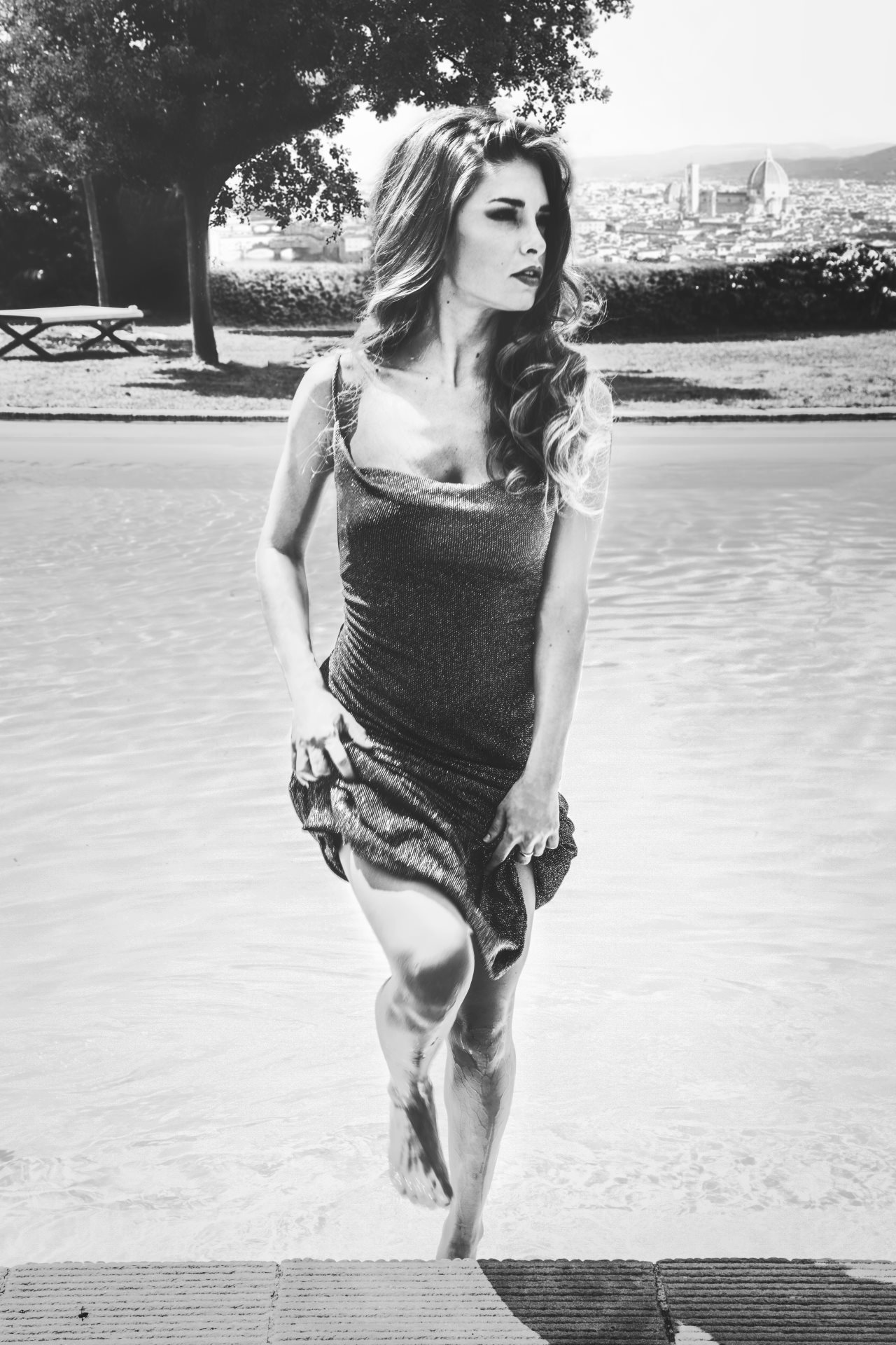 servizio fotografico ritratto moda terrazza bianco e nero make up modella Firenze Sesto Fiorentino