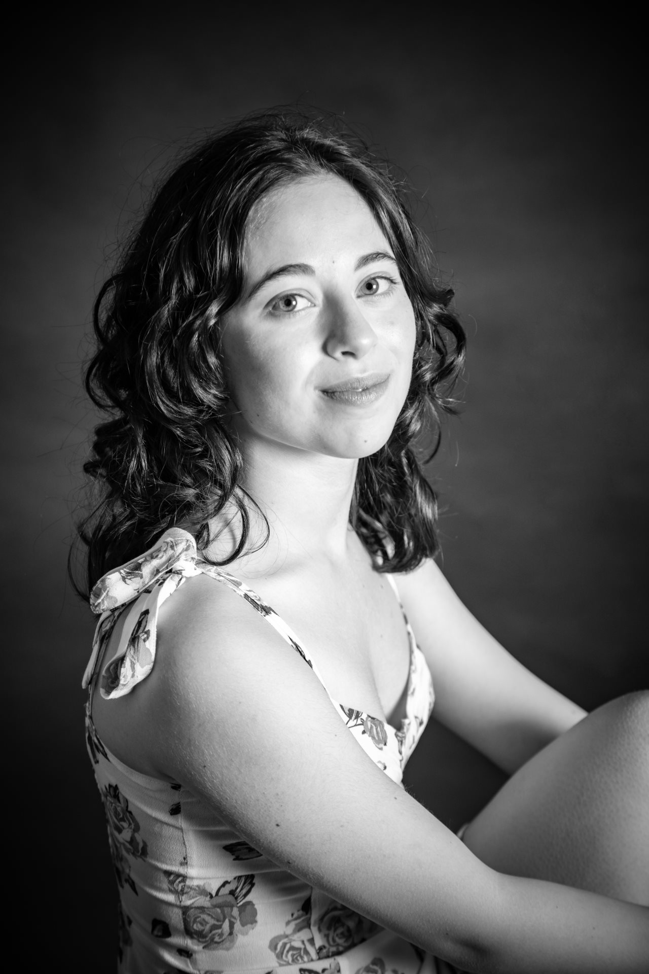 servizio fotografico ritratto in studio primo piano spontanea bianco e nero luce Firenze Sesto Fiorentino