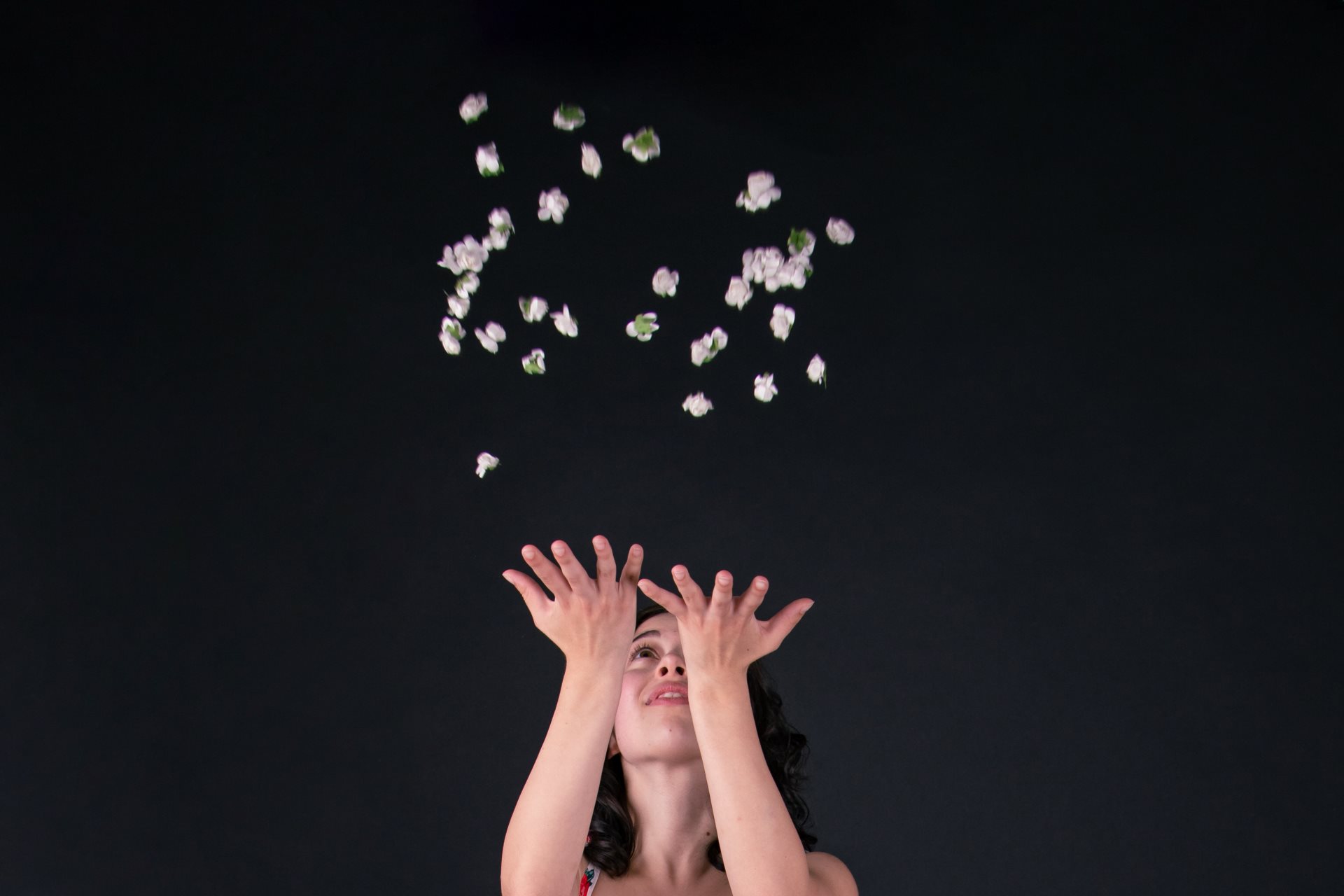 servizio fotografico ritratto in studio senza posa fiori dettaglio Firenze Sesto Fiorentino